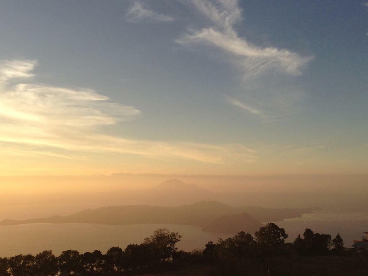 A Million Dollar View Apartment Tagaytay City ภายนอก รูปภาพ