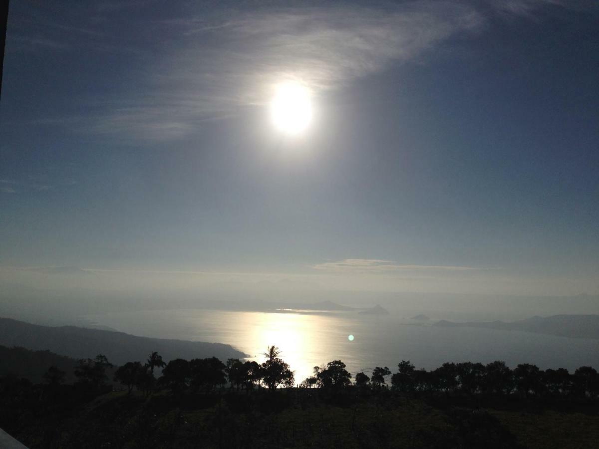 A Million Dollar View Apartment Tagaytay City ภายนอก รูปภาพ