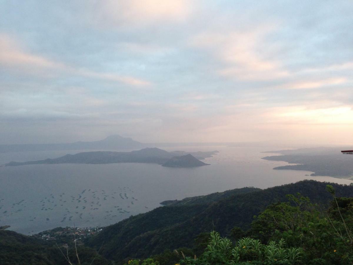 A Million Dollar View Apartment Tagaytay City ภายนอก รูปภาพ